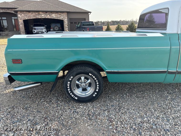 image for item EI5776 1972 Chevrolet C10 pickup truck