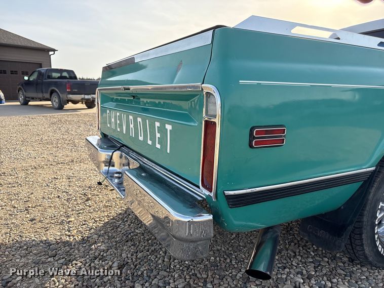 image for item EI5776 1972 Chevrolet C10 pickup truck