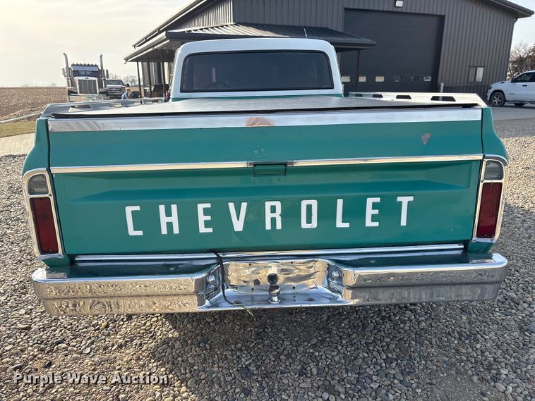 image for item EI5776 1972 Chevrolet C10 pickup truck