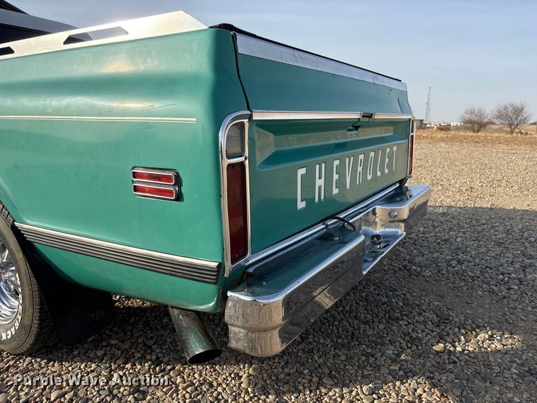 image for item EI5776 1972 Chevrolet C10 pickup truck