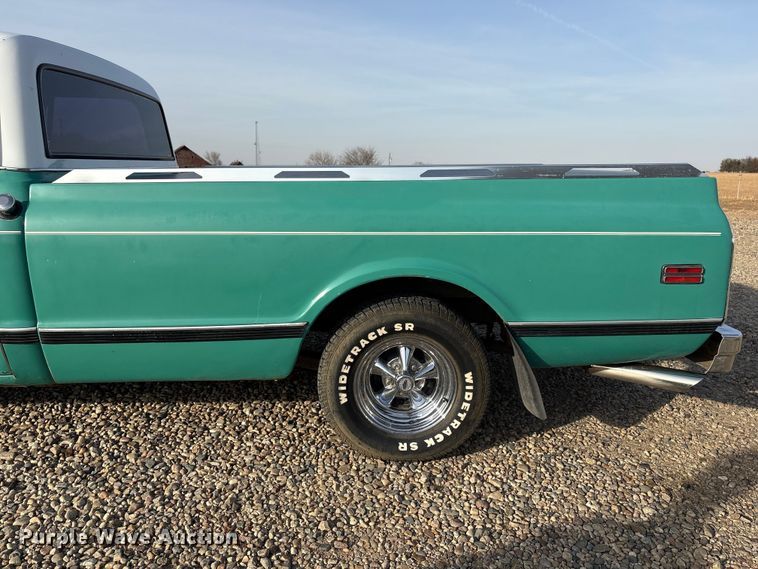image for item EI5776 1972 Chevrolet C10 pickup truck