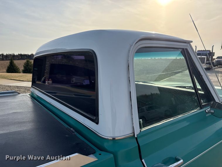 image for item EI5776 1972 Chevrolet C10 pickup truck