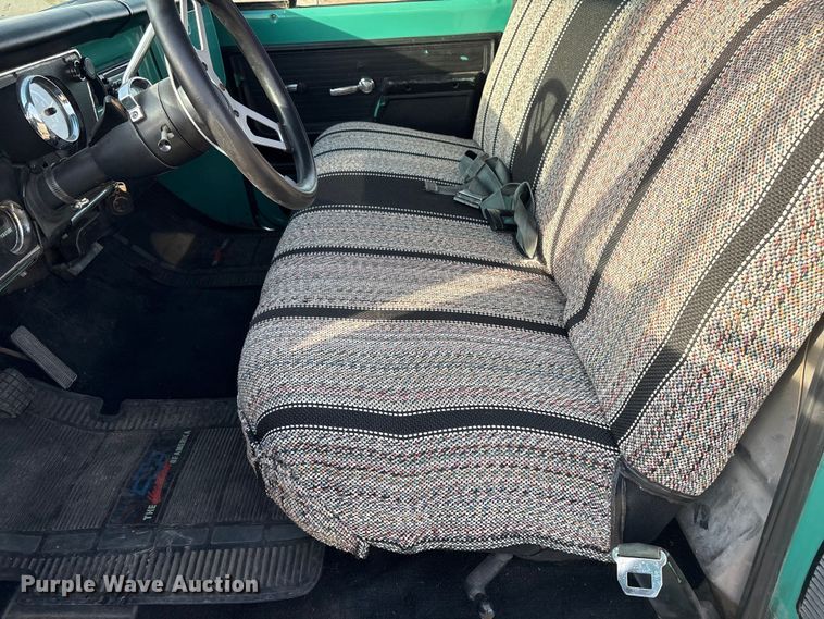 image for item EI5776 1972 Chevrolet C10 pickup truck