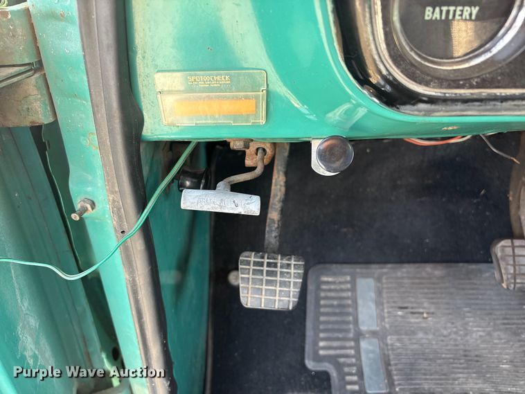 image for item EI5776 1972 Chevrolet C10 pickup truck