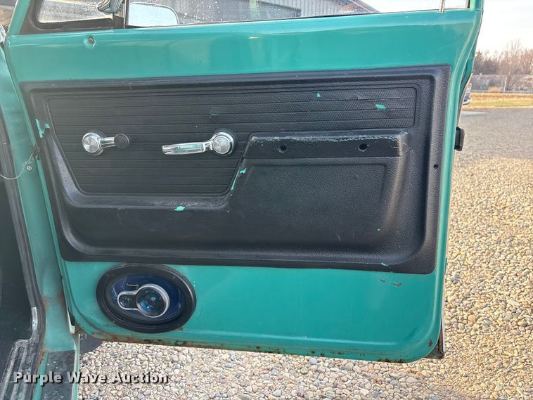 image for item EI5776 1972 Chevrolet C10 pickup truck