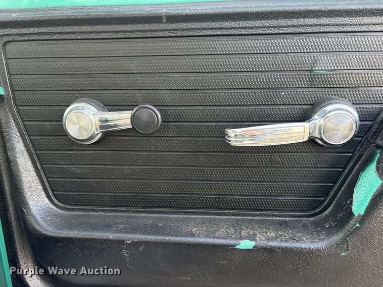 image for item EI5776 1972 Chevrolet C10 pickup truck