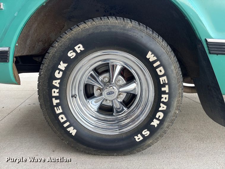 image for item EI5776 1972 Chevrolet C10 pickup truck