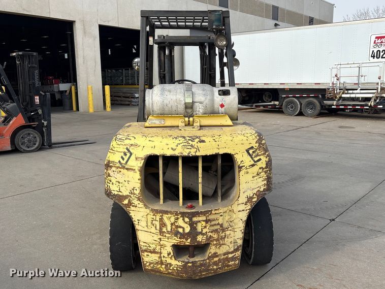 image for item EI5783 1987 Hyster H80XL forklift
