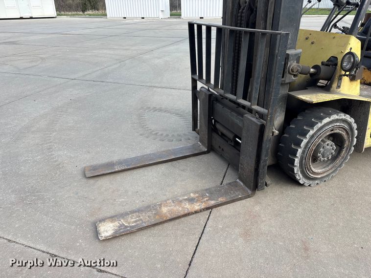 image for item EI5783 1987 Hyster H80XL forklift