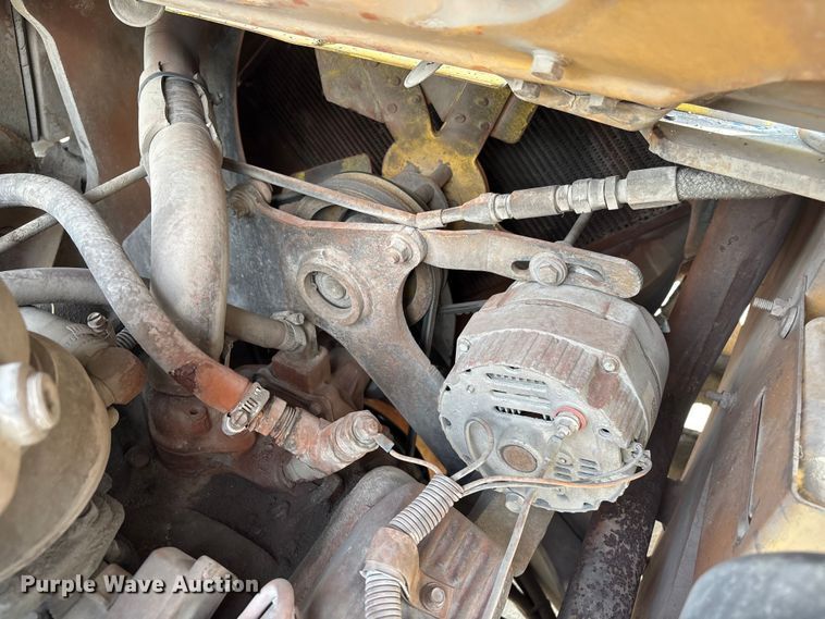 image for item EI5783 1987 Hyster H80XL forklift