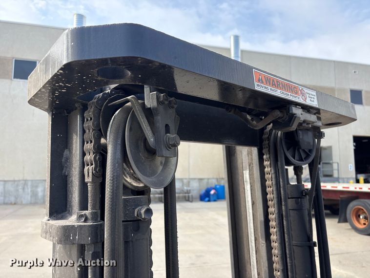 image for item EI5784 2002 Toyota 7FGCU25 forklift