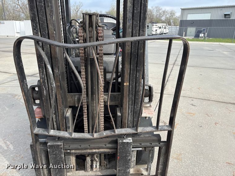 image for item EI5784 2002 Toyota 7FGCU25 forklift