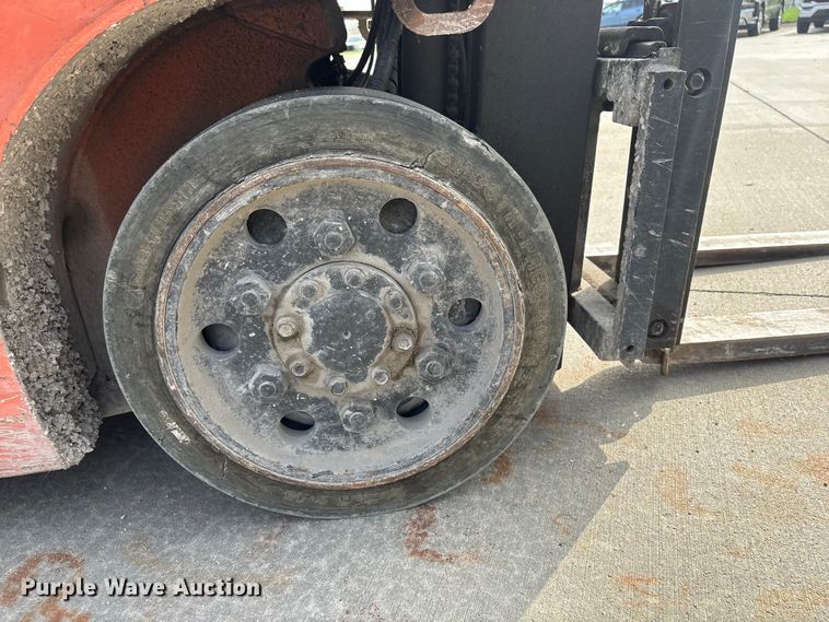 image for item EI5784 2002 Toyota 7FGCU25 forklift