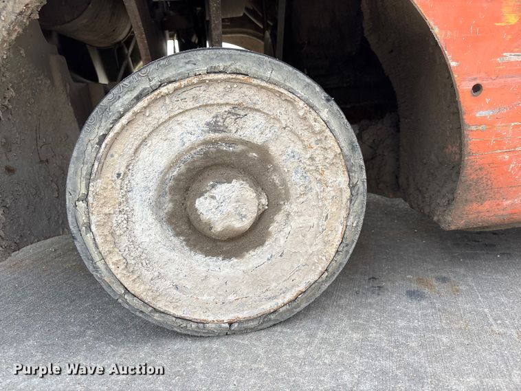 image for item EI5784 2002 Toyota 7FGCU25 forklift