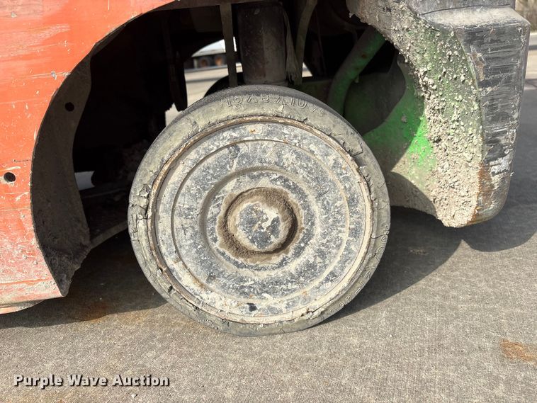 image for item EI5784 2002 Toyota 7FGCU25 forklift
