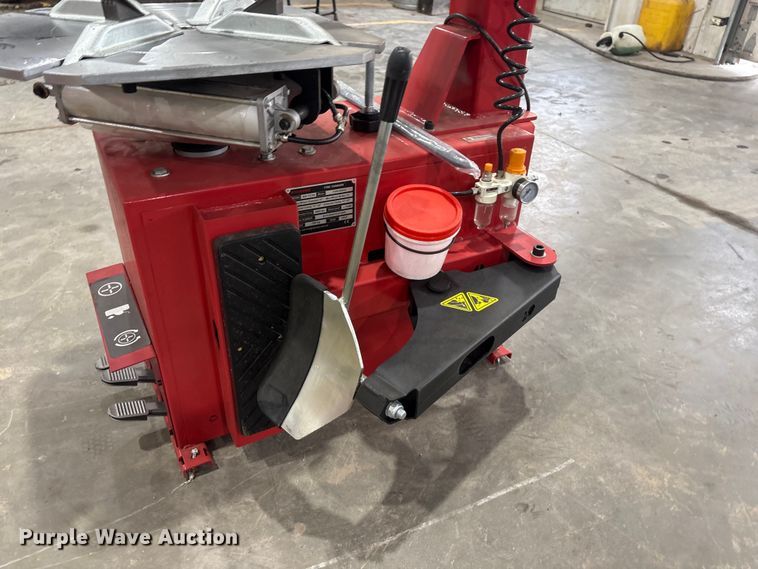 image for item EI5794 2025 Starvox AD-TC24 tire machine