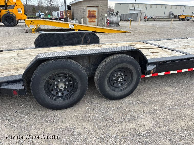 image for item EJ7808 2021 Norstar Iron Bull tilt deck equipment trailer
