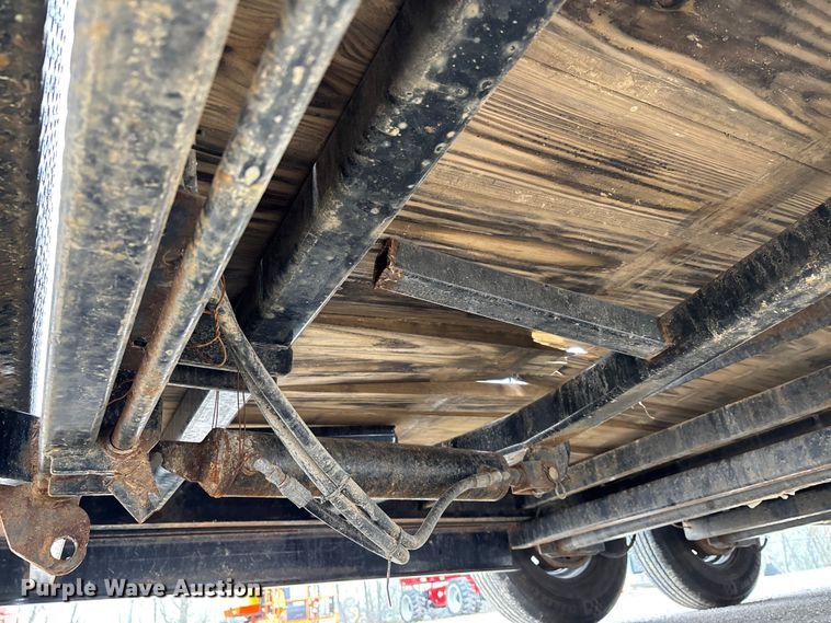 image for item EJ7808 2021 Norstar Iron Bull tilt deck equipment trailer