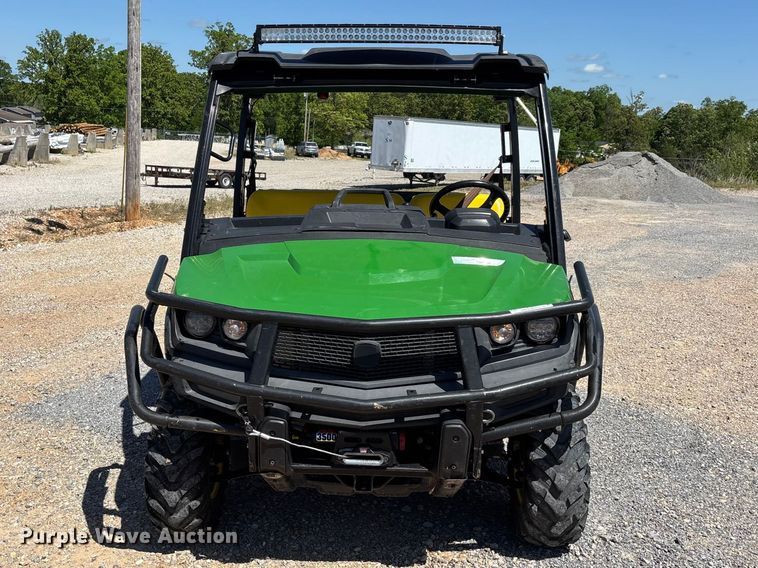 image for item EJ7811 2018 John Deere XUV835E utility vehicle