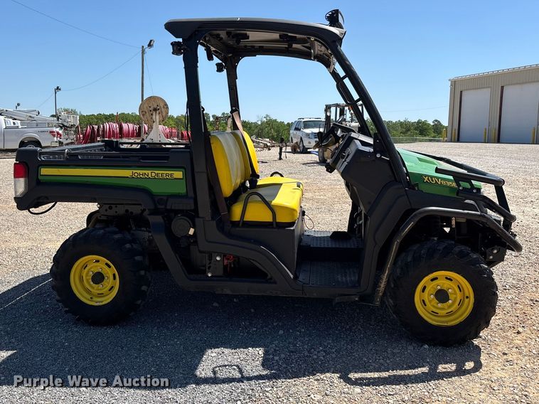 image for item EJ7811 2018 John Deere XUV835E utility vehicle