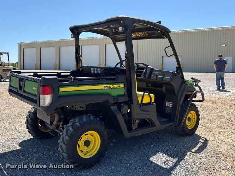 image for item EJ7811 2018 John Deere XUV835E utility vehicle