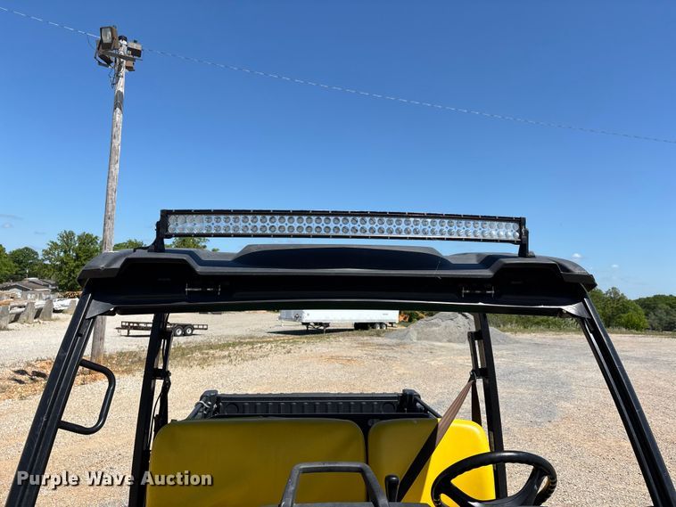 image for item EJ7811 2018 John Deere XUV835E utility vehicle