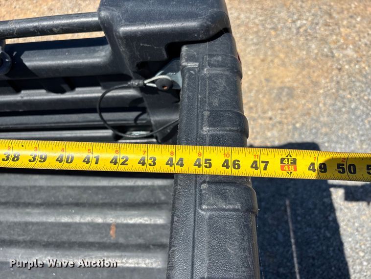 image for item EJ7811 2018 John Deere XUV835E utility vehicle