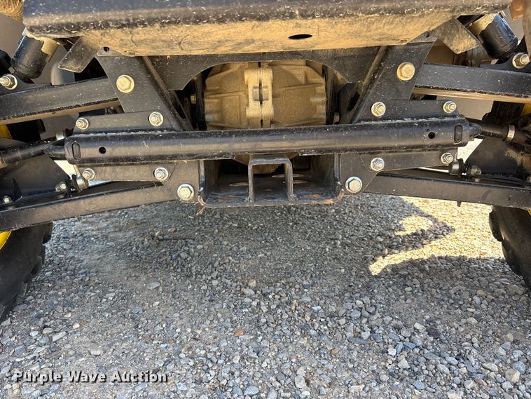 image for item EJ7811 2018 John Deere XUV835E utility vehicle