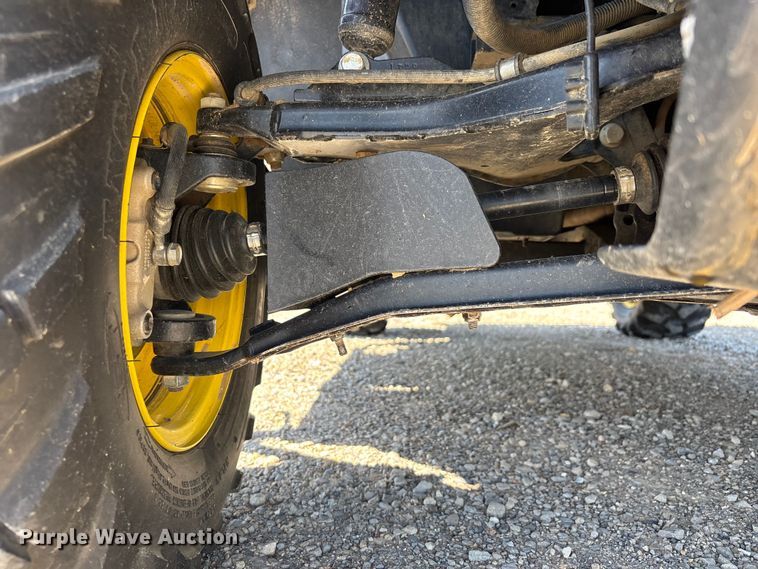 image for item EJ7811 2018 John Deere XUV835E utility vehicle