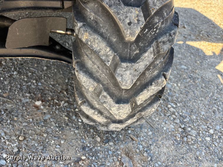 image for item EJ7811 2018 John Deere XUV835E utility vehicle