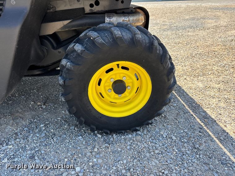 image for item EJ7811 2018 John Deere XUV835E utility vehicle