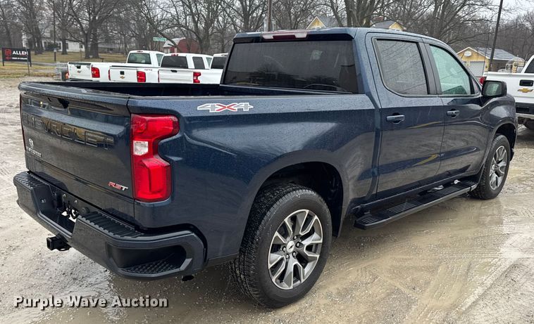 image for item EN0850 2020 Chevrolet Silverado 1500 Crew Cab pickup truck