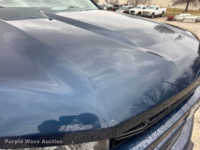 image for item EN0850 2020 Chevrolet Silverado 1500 Crew Cab pickup truck