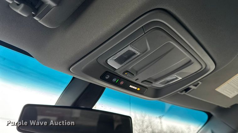 image for item EN0850 2020 Chevrolet Silverado 1500 Crew Cab pickup truck