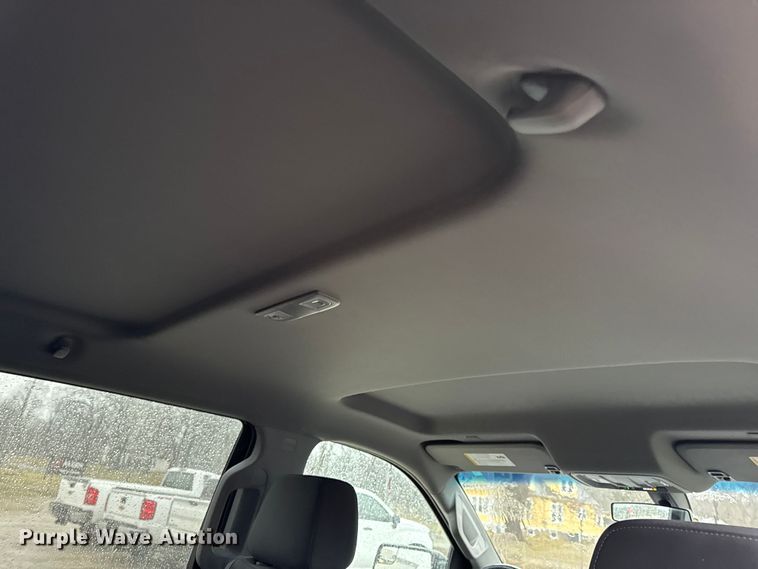 image for item EN0850 2020 Chevrolet Silverado 1500 Crew Cab pickup truck