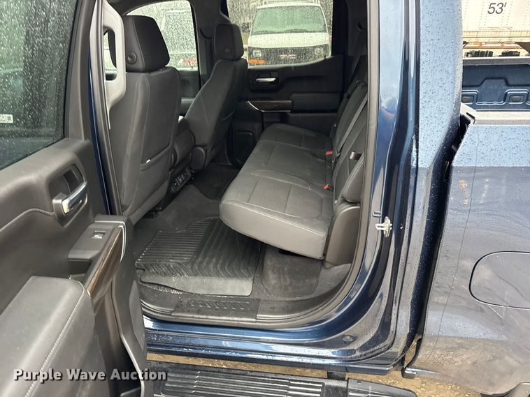 image for item EN0850 2020 Chevrolet Silverado 1500 Crew Cab pickup truck