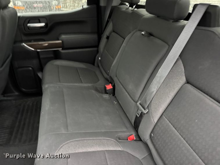 image for item EN0850 2020 Chevrolet Silverado 1500 Crew Cab pickup truck