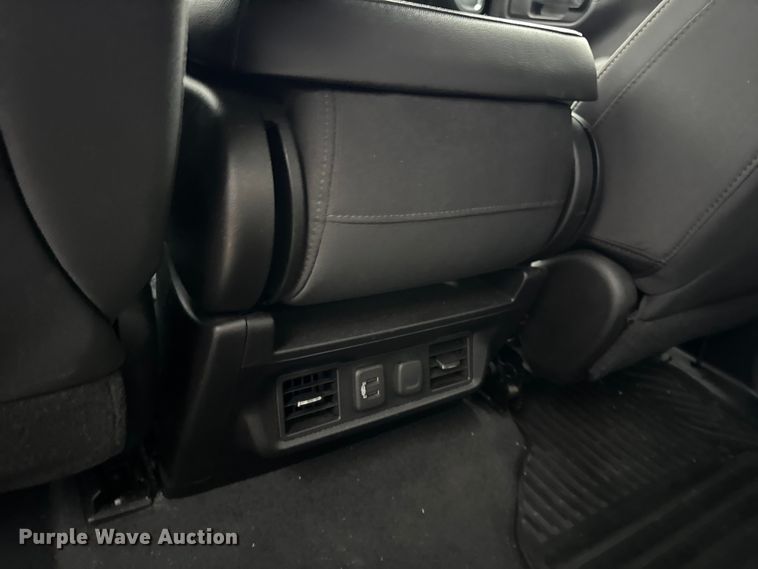 image for item EN0850 2020 Chevrolet Silverado 1500 Crew Cab pickup truck