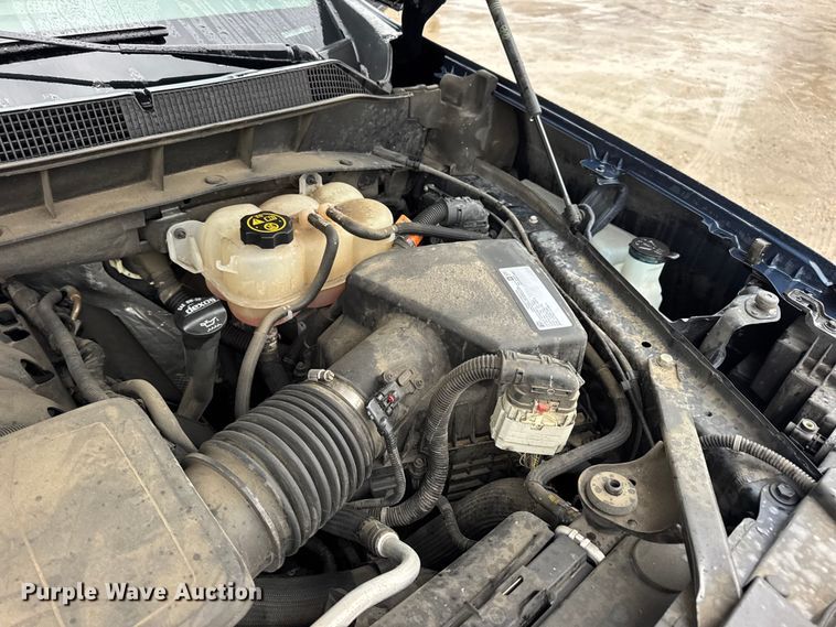 image for item EN0850 2020 Chevrolet Silverado 1500 Crew Cab pickup truck