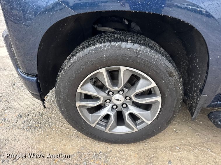 image for item EN0850 2020 Chevrolet Silverado 1500 Crew Cab pickup truck