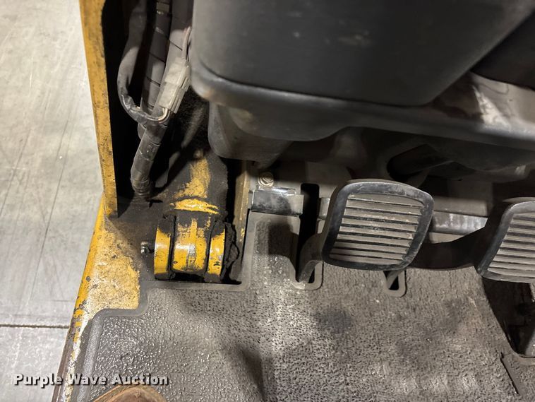 image for item EO4210 Mitsubishi Caterpillar GC15 forklift