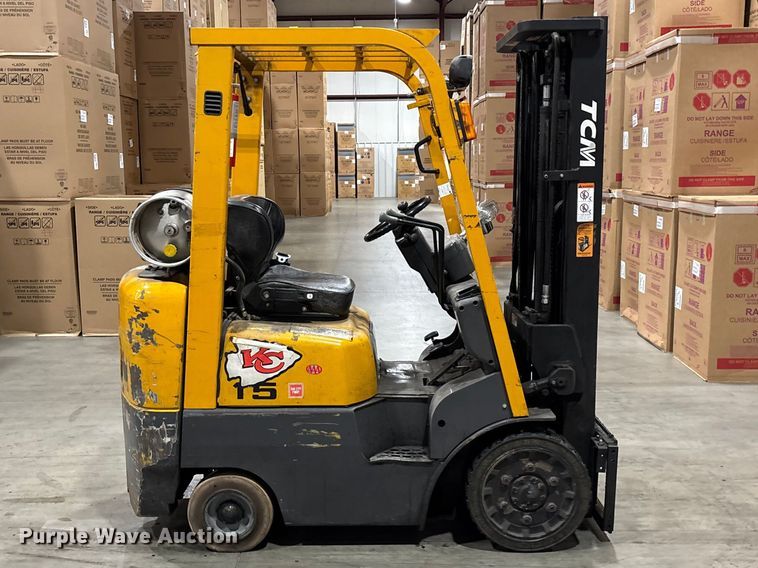 image for item EO4211 TCM FCG15-3L forklift