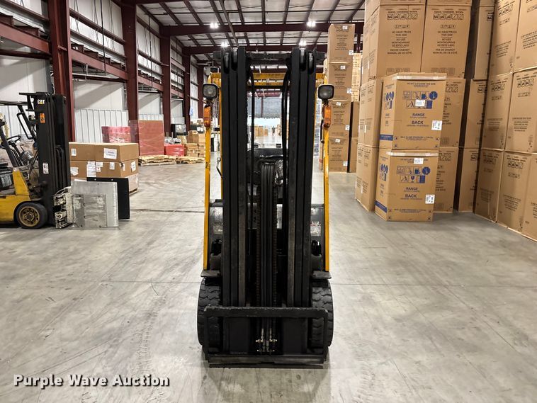 image for item EO4211 TCM FCG15-3L forklift