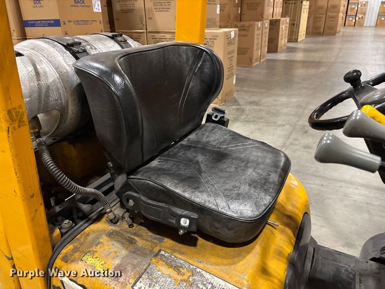 image for item EO4211 TCM FCG15-3L forklift