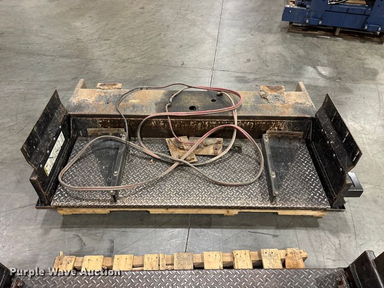 image for item EO4212 Tommy Gate Co (2) Lift tailgates