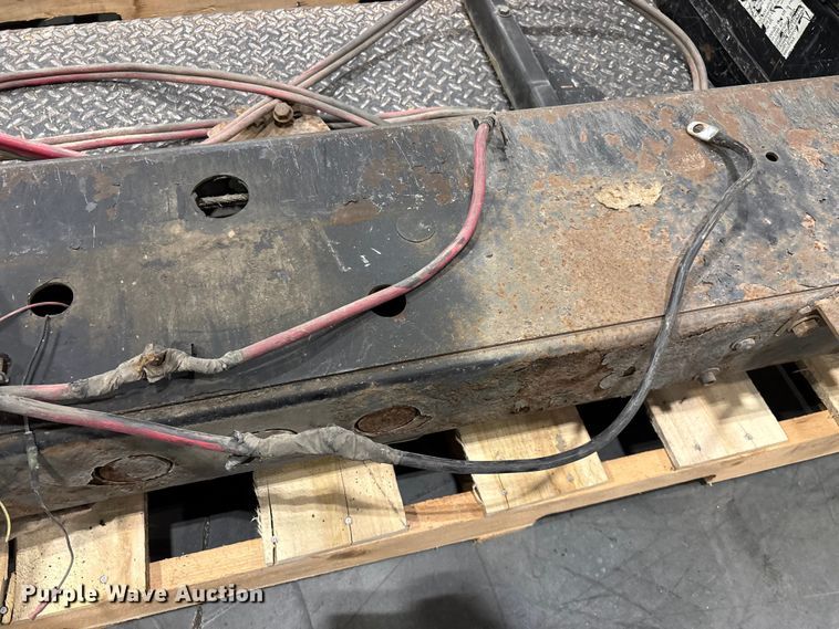 image for item EO4212 Tommy Gate Co (2) Lift tailgates