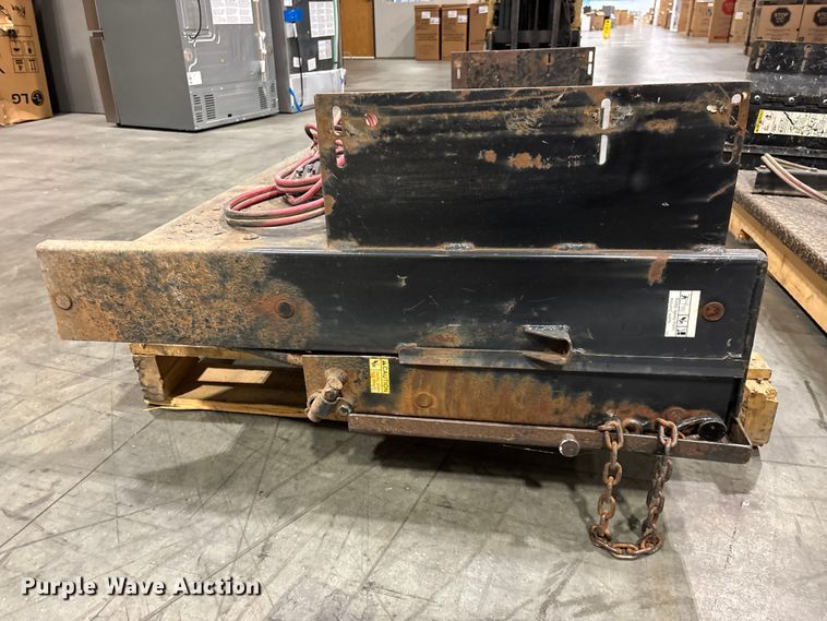 image for item EO4212 Tommy Gate Co (2) Lift tailgates