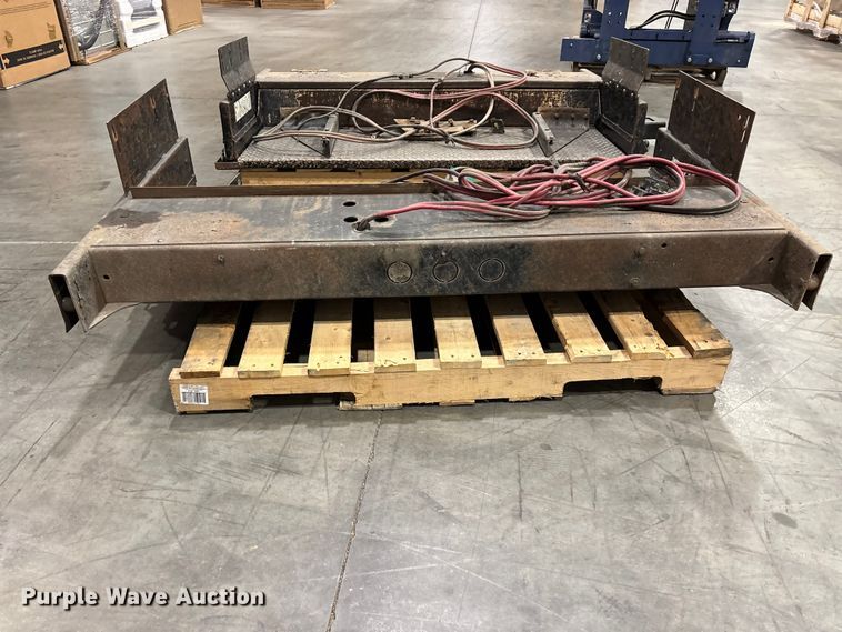 image for item EO4212 Tommy Gate Co (2) Lift tailgates