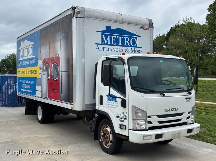 image for item EO4213 2016 Isuzu NPR box truck