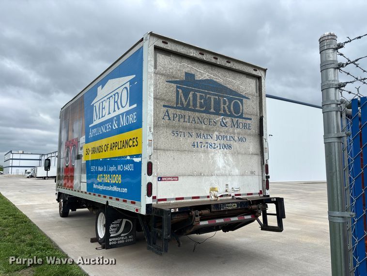 image for item EO4213 2016 Isuzu NPR box truck